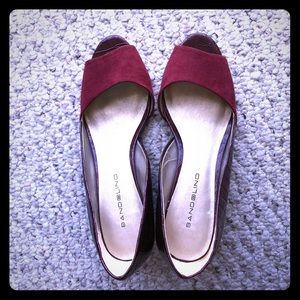 Bandolinos Suede/Patten Leather